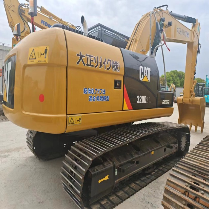 CATERPILLAR CAT 320DL Japan caterpillar brand new - Pelle sur chenille: photos 2 CATERPILLAR CAT 320DL Japan caterpillar brand new - Pelle sur chenille: photos 2