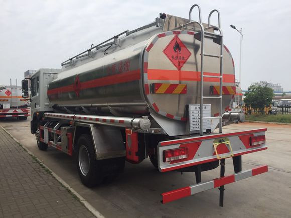 DONGFENG Tank truck - Camion citerne: photos 3 DONGFENG Tank truck - Camion citerne: photos 3