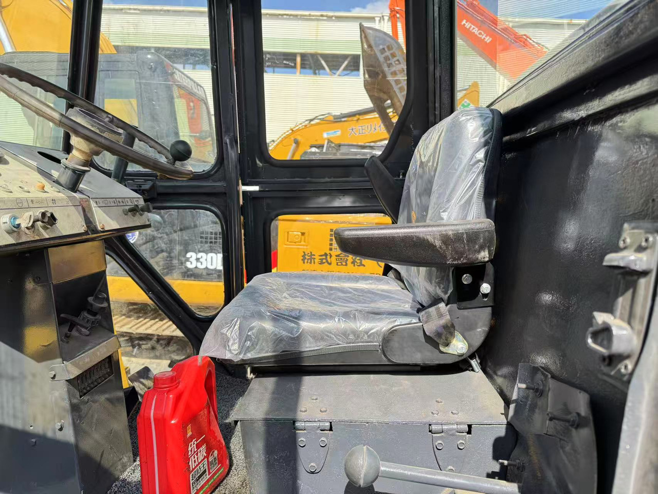 DYNAPAC CA301D - Rouleau compresseur: photos 4 DYNAPAC CA301D - Rouleau compresseur: photos 4