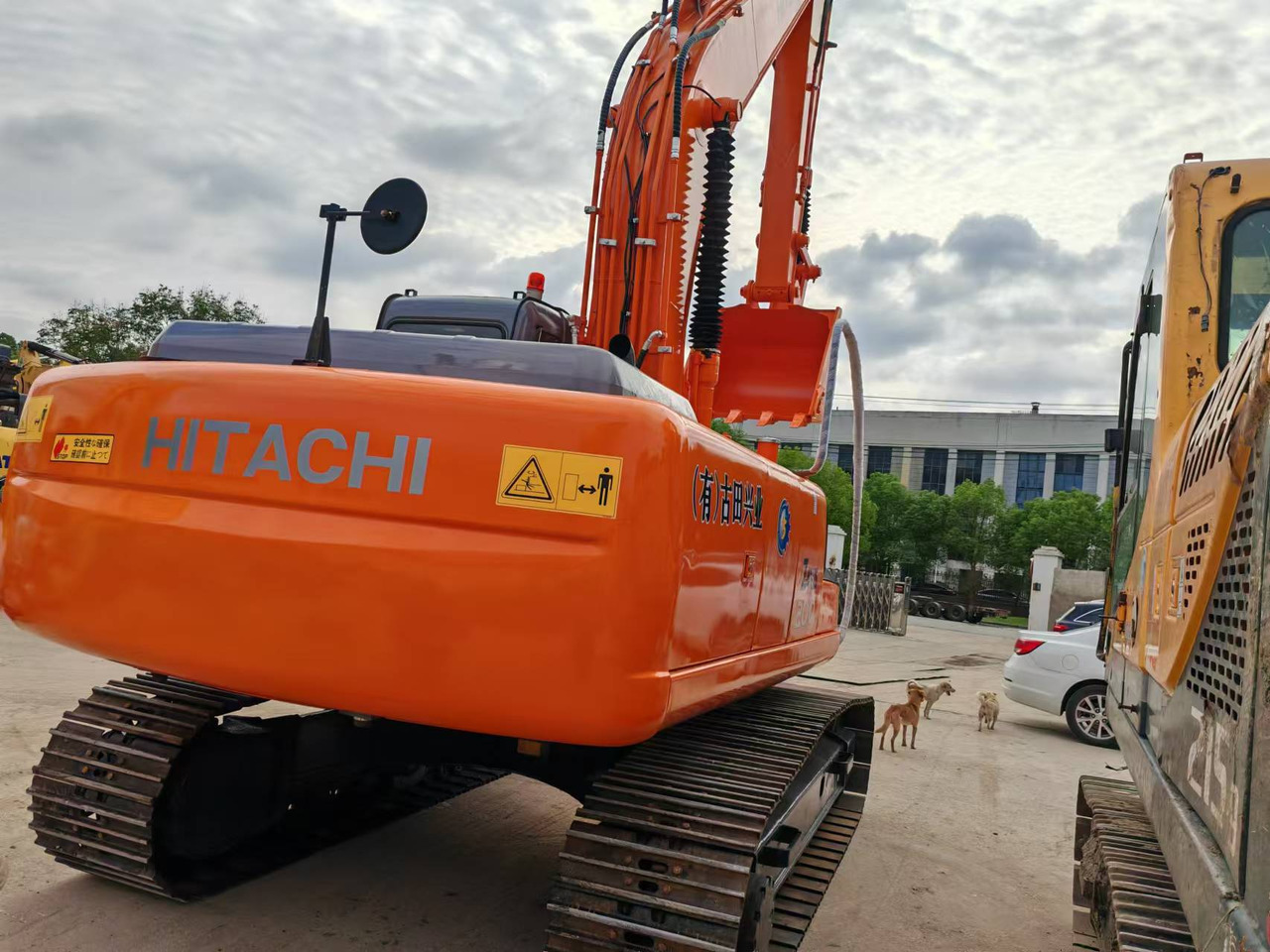 HITACHI ZX200 - Pelle sur chenille: photos 4 HITACHI ZX200 - Pelle sur chenille: photos 4