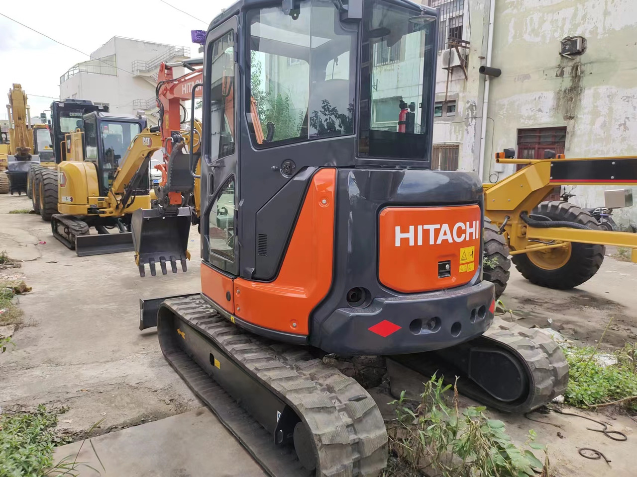 HITACHI ZX55 USR-5A - Mini pelle: photos 1 HITACHI ZX55 USR-5A - Mini pelle: photos 1