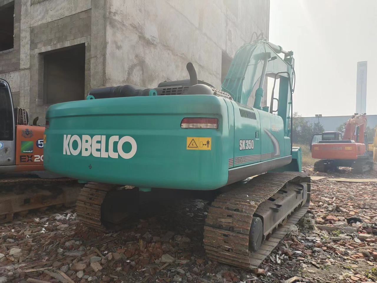 KOBELCO SK350LC-8 - Pelle sur chenille: photos 5 KOBELCO SK350LC-8 - Pelle sur chenille: photos 5