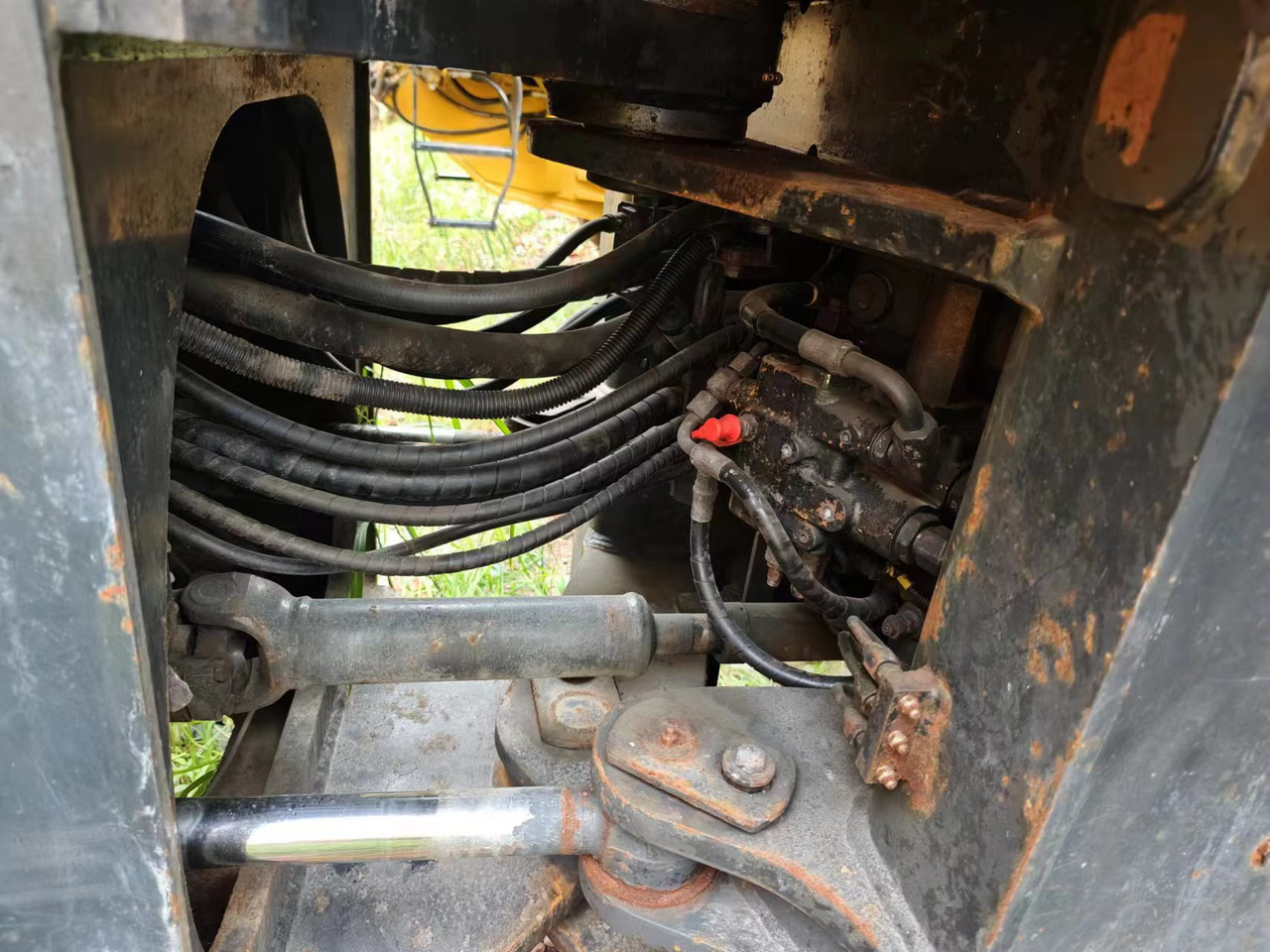 KOMATSU WA380-6 - Chargeuse sur pneus: photos 2 KOMATSU WA380-6 - Chargeuse sur pneus: photos 2