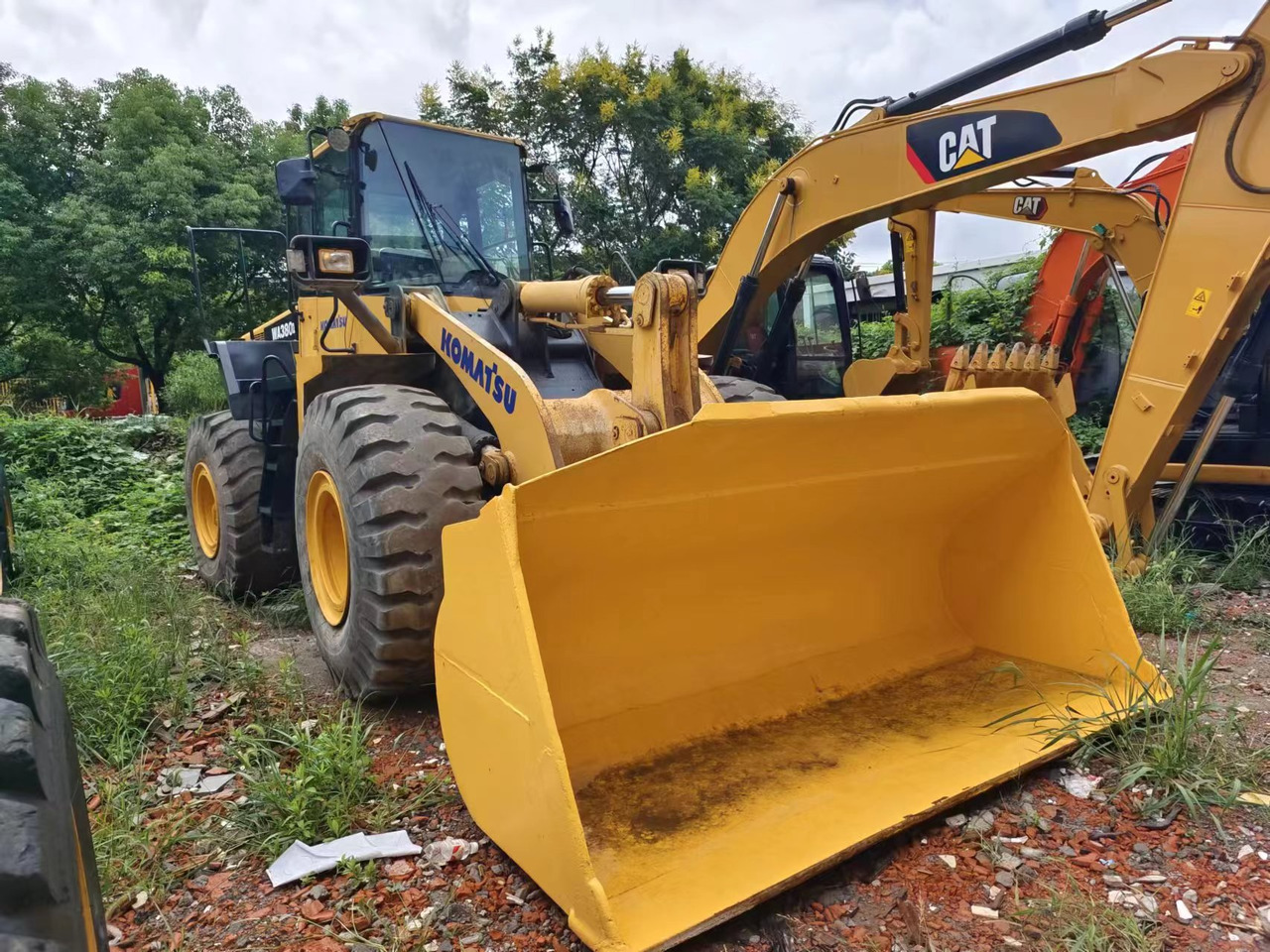 KOMATSU WA380-6 - Chargeuse sur pneus: photos 3 KOMATSU WA380-6 - Chargeuse sur pneus: photos 3
