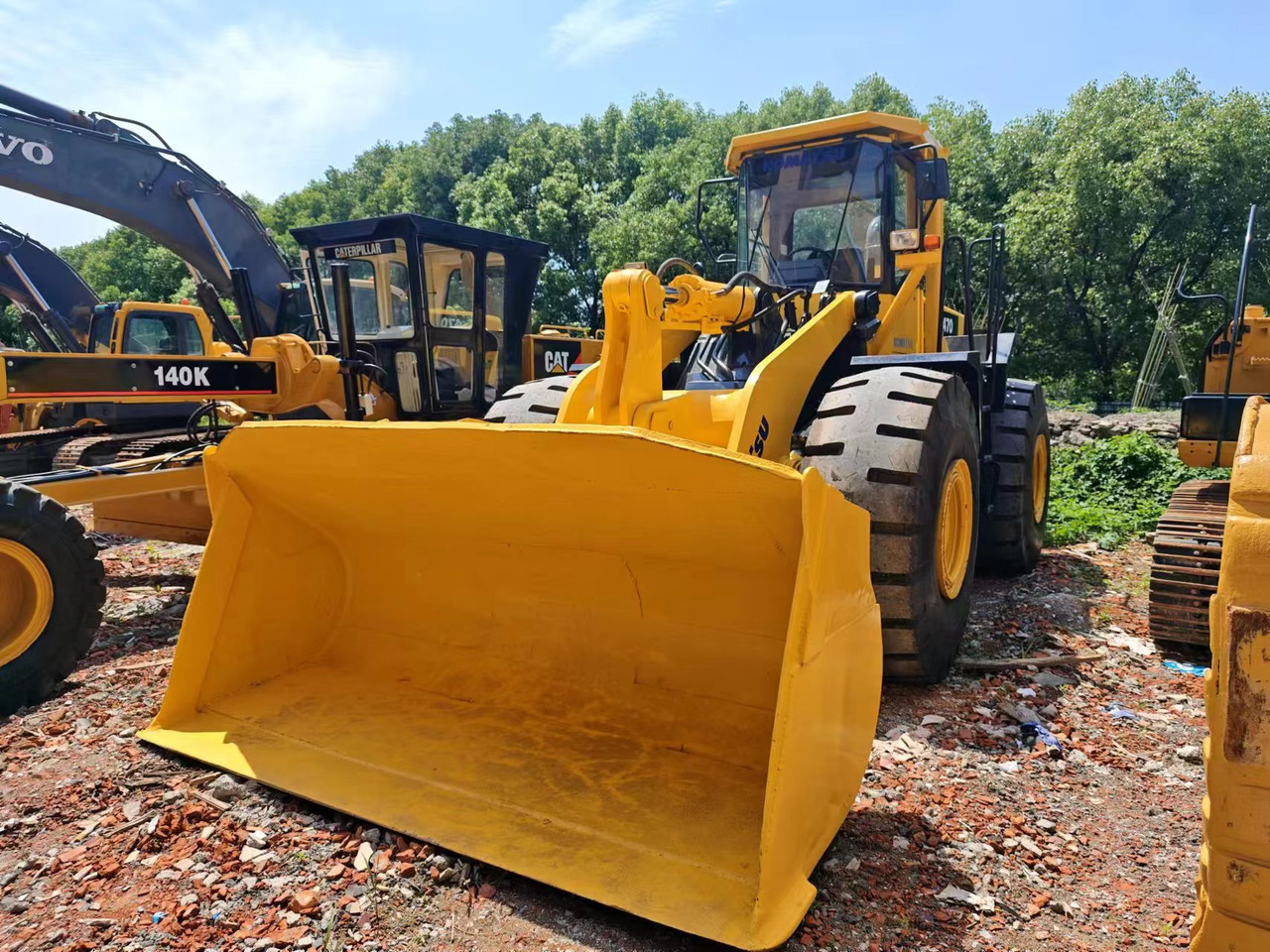 KOMATSU WA470-3 - Chargeuse sur pneus: photos 5 KOMATSU WA470-3 - Chargeuse sur pneus: photos 5
