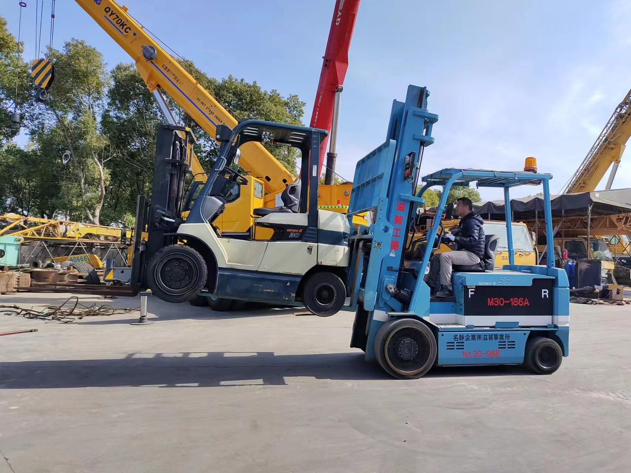 TOYOTA 7FBCU55 electric forklift from Japan original - Chariot élévateur électrique: photos 4 TOYOTA 7FBCU55 electric forklift from Japan original - Chariot élévateur électrique: photos 4