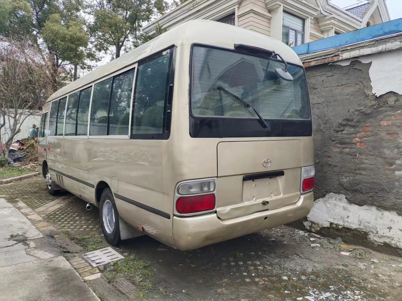 TOYOTA Coaster - Bus interurbain: photos 2 TOYOTA Coaster - Bus interurbain: photos 2