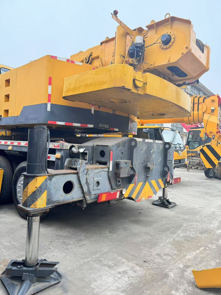 Grue mobile XCMG QY100K 100tons QY100K-2: photos 9 Grue mobile XCMG QY100K 100tons QY100K-2: photos 9