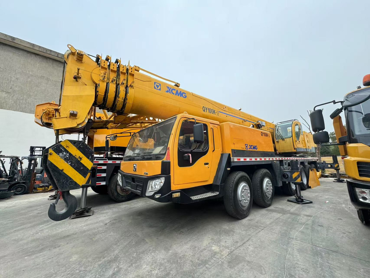 XCMG QY100K - Grue mobile: photos 3 XCMG QY100K - Grue mobile: photos 3