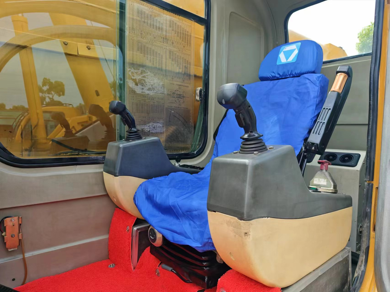 XCMG QY100K QY100 QY50 QY70 - Grue mobile: photos 4 XCMG QY100K QY100 QY50 QY70 - Grue mobile: photos 4