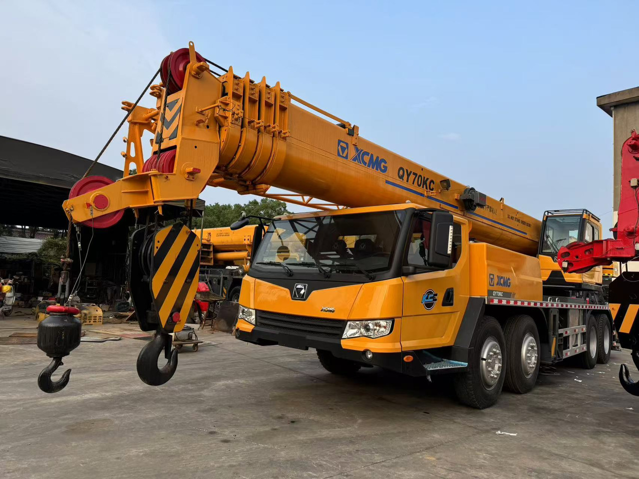 XCMG QY70K - Grue mobile: photos 1 XCMG QY70K - Grue mobile: photos 1