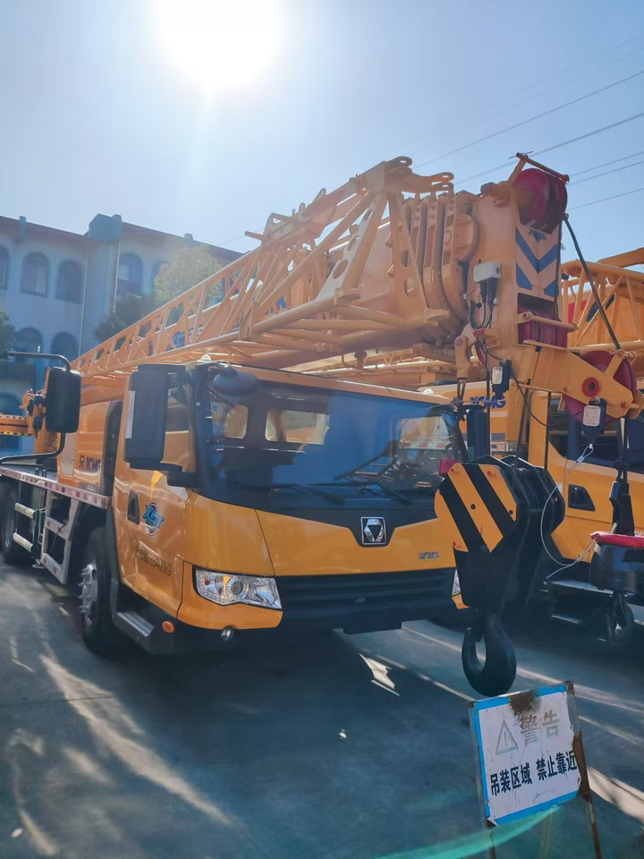 XCMG XCT25 mobile crane 25tons China made - Grue mobile: photos 1 XCMG XCT25 mobile crane 25tons China made - Grue mobile: photos 1