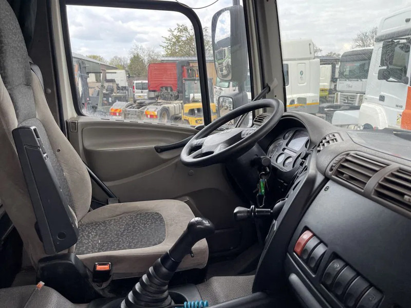 Tracteur routier DAF CF 85.460 Tractor unit: photos 11