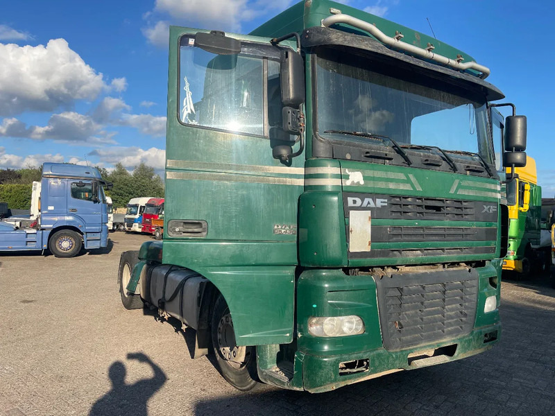 DAF XF 95.430 Tractor Unit - Tracteur routier: photos 1 DAF XF 95.430 Tractor Unit - Tracteur routier: photos 1