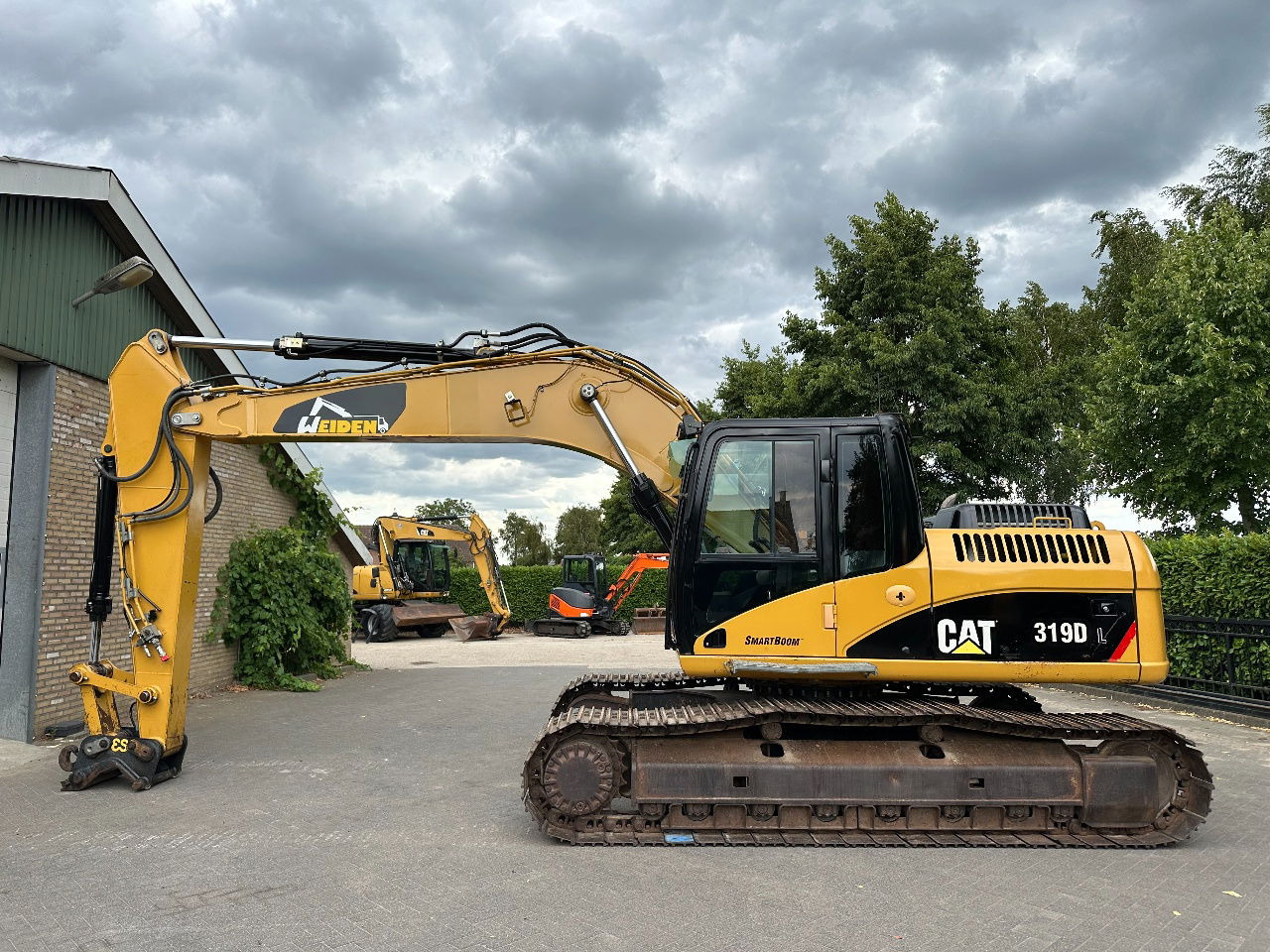 Caterpillar 319D - Pelle sur chenille: photos 1 Caterpillar 319D - Pelle sur chenille: photos 1