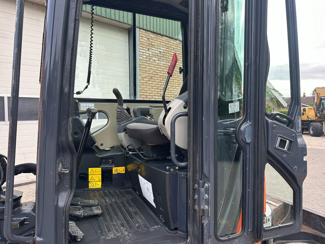 Mini pelle Hitachi ZX52U-3 CLR: photos 9