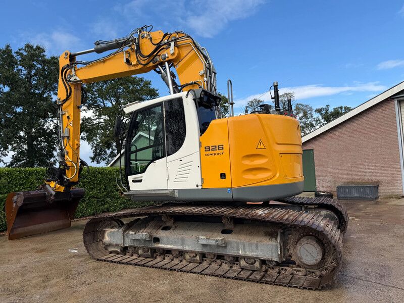Liebherr R926 R926 compact GPS - Pelle sur chenille: photos 2 Liebherr R926 R926 compact GPS - Pelle sur chenille: photos 2