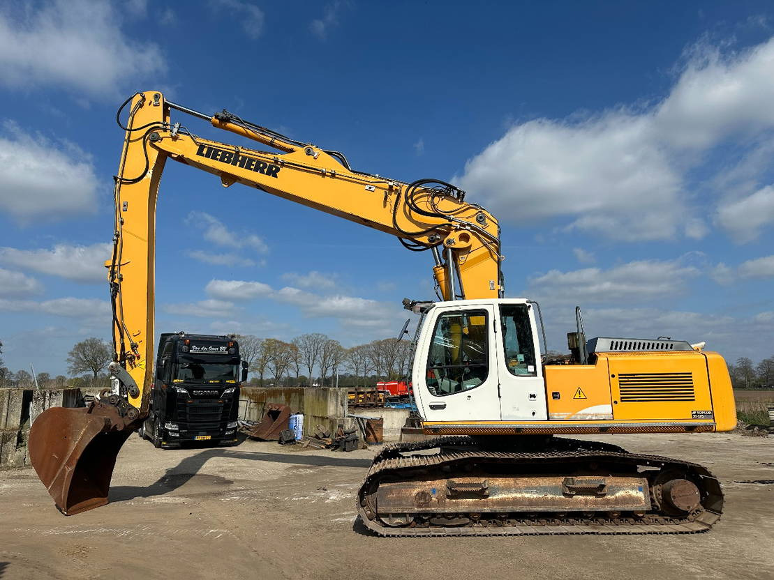 Liebherr R934C Hdsl - Pelle sur chenille: photos 1 Liebherr R934C Hdsl - Pelle sur chenille: photos 1