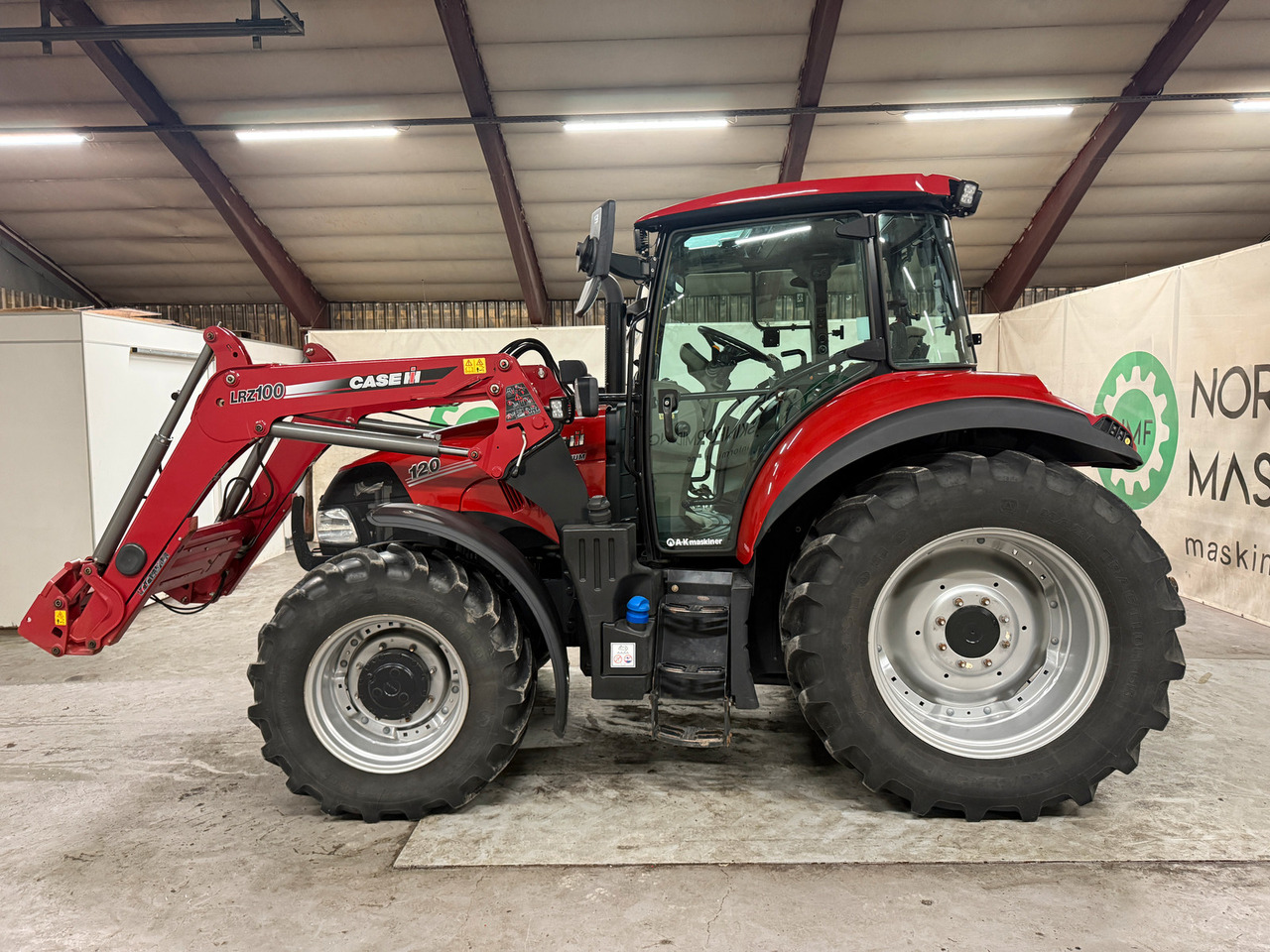 CASE IH Luxxum 120 - Tracteur agricole: photos 2 CASE IH Luxxum 120 - Tracteur agricole: photos 2