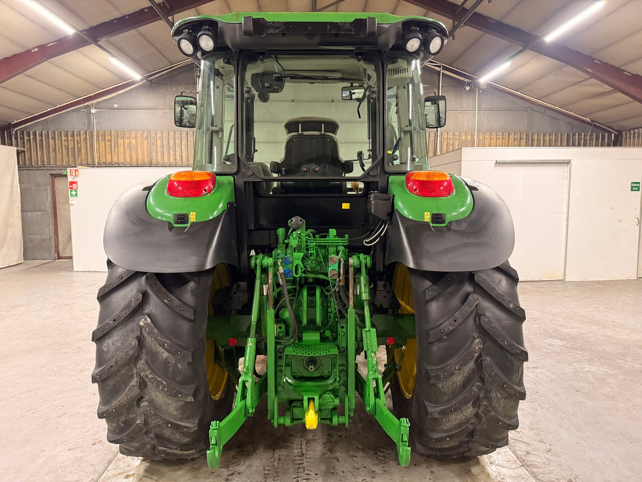 John Deere 6100MC 40 km/t - Tracteur agricole: photos 4 John Deere 6100MC 40 km/t - Tracteur agricole: photos 4