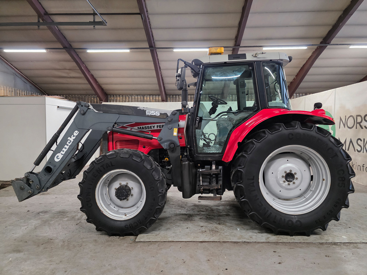 Massey Ferguson 6460 Dyna 6 - Tracteur agricole: photos 2 Massey Ferguson 6460 Dyna 6 - Tracteur agricole: photos 2
