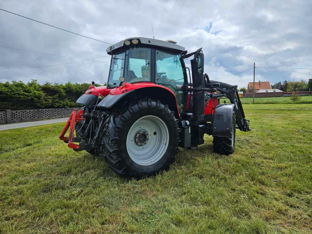 Massey Ferguson 6715S Dyna VT - Tracteur agricole: photos 5 Massey Ferguson 6715S Dyna VT - Tracteur agricole: photos 5