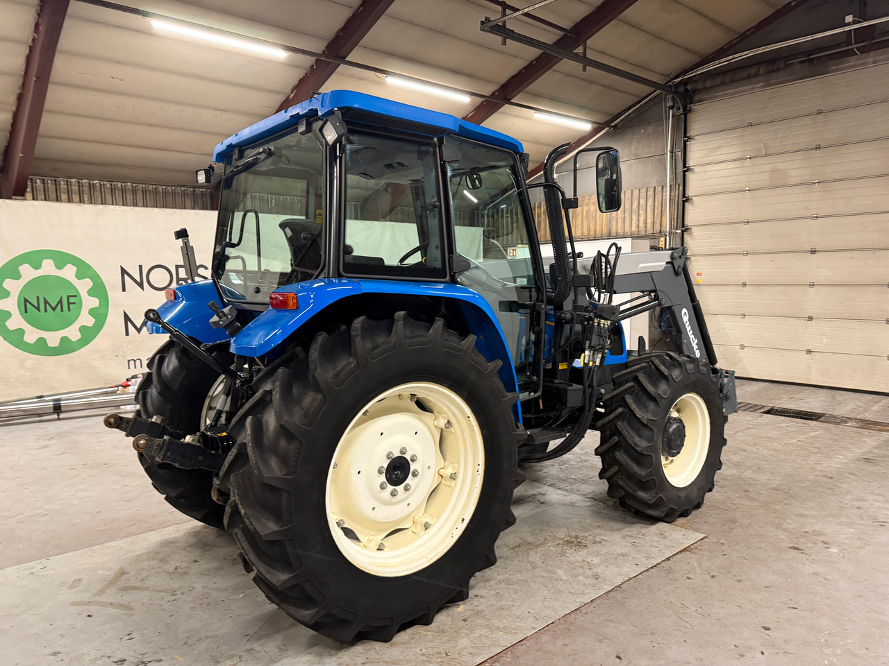 New Holland TL90 - Tracteur agricole: photos 5 New Holland TL90 - Tracteur agricole: photos 5