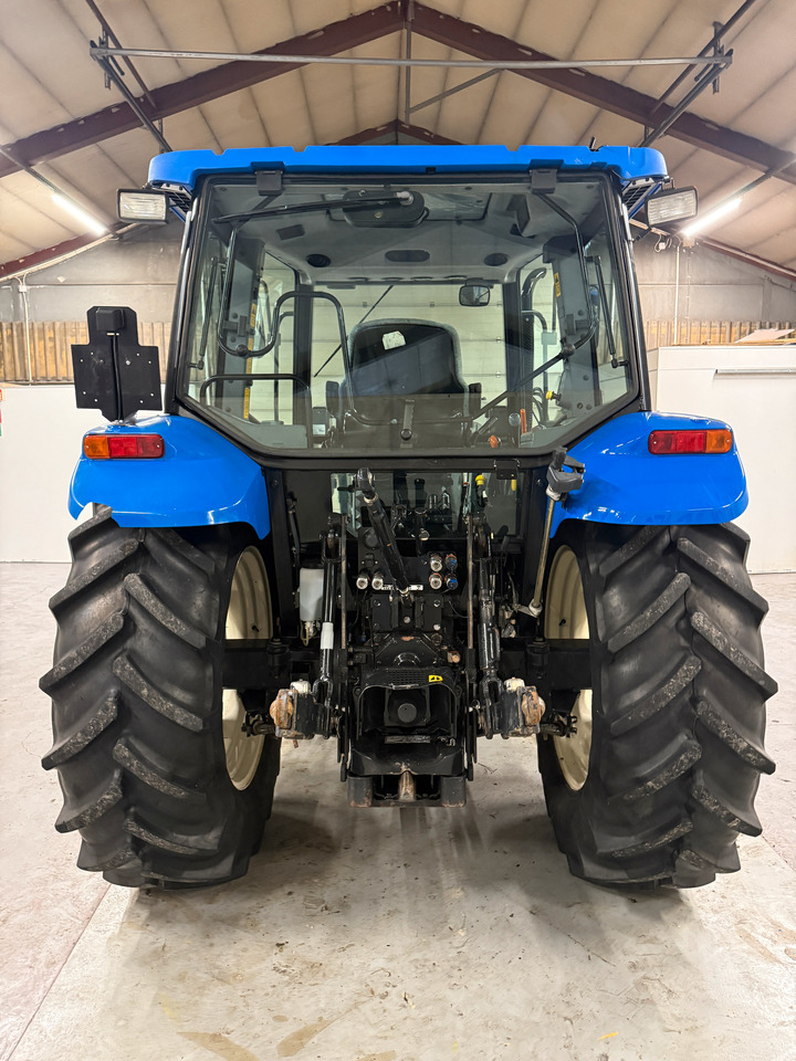 New Holland TL90 - Tracteur agricole: photos 4 New Holland TL90 - Tracteur agricole: photos 4