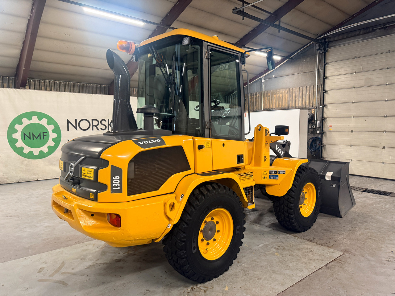 Volvo L30G - Chargeuse sur pneus: photos 5 Volvo L30G - Chargeuse sur pneus: photos 5