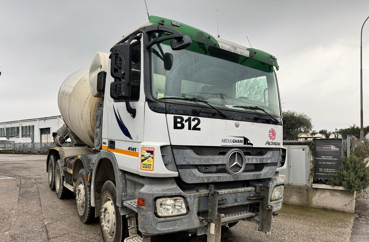 Autobetoniera Armec PHY120 su telaio Mercedes-Benz - Camion malaxeur: photos 2 Autobetoniera Armec PHY120 su telaio Mercedes-Benz - Camion malaxeur: photos 2