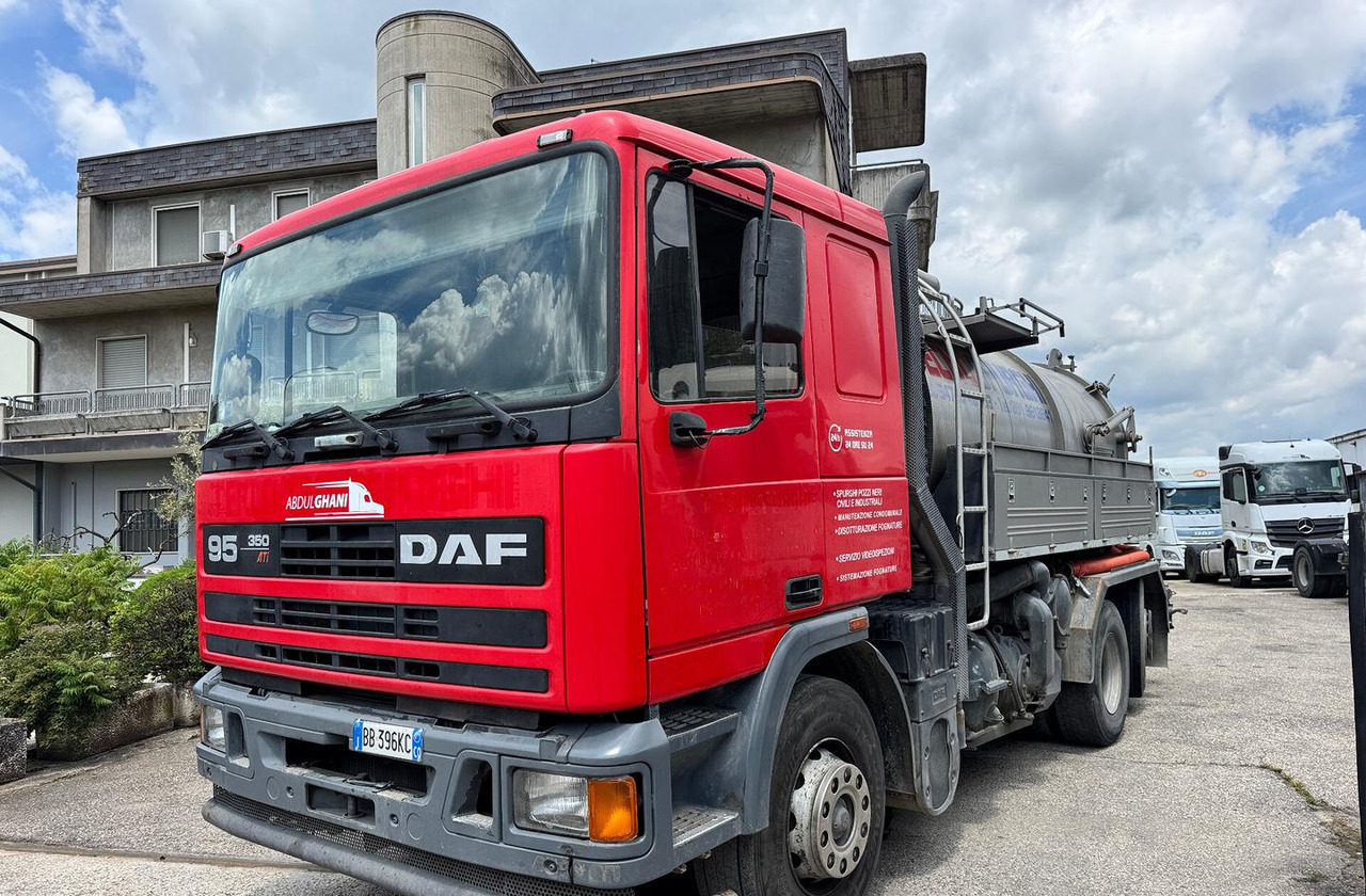 Autospurgo DAF ATI 95-350 - Camion hydrocureur: photos 1 Autospurgo DAF ATI 95-350 - Camion hydrocureur: photos 1