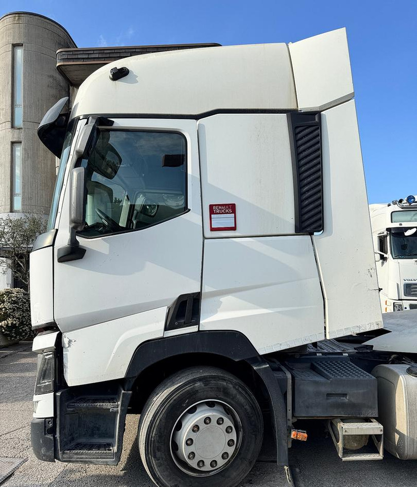 Renault T460 / 2015 / Euro 6 - Autre matériel: photos 5 Renault T460 / 2015 / Euro 6 - Autre matériel: photos 5