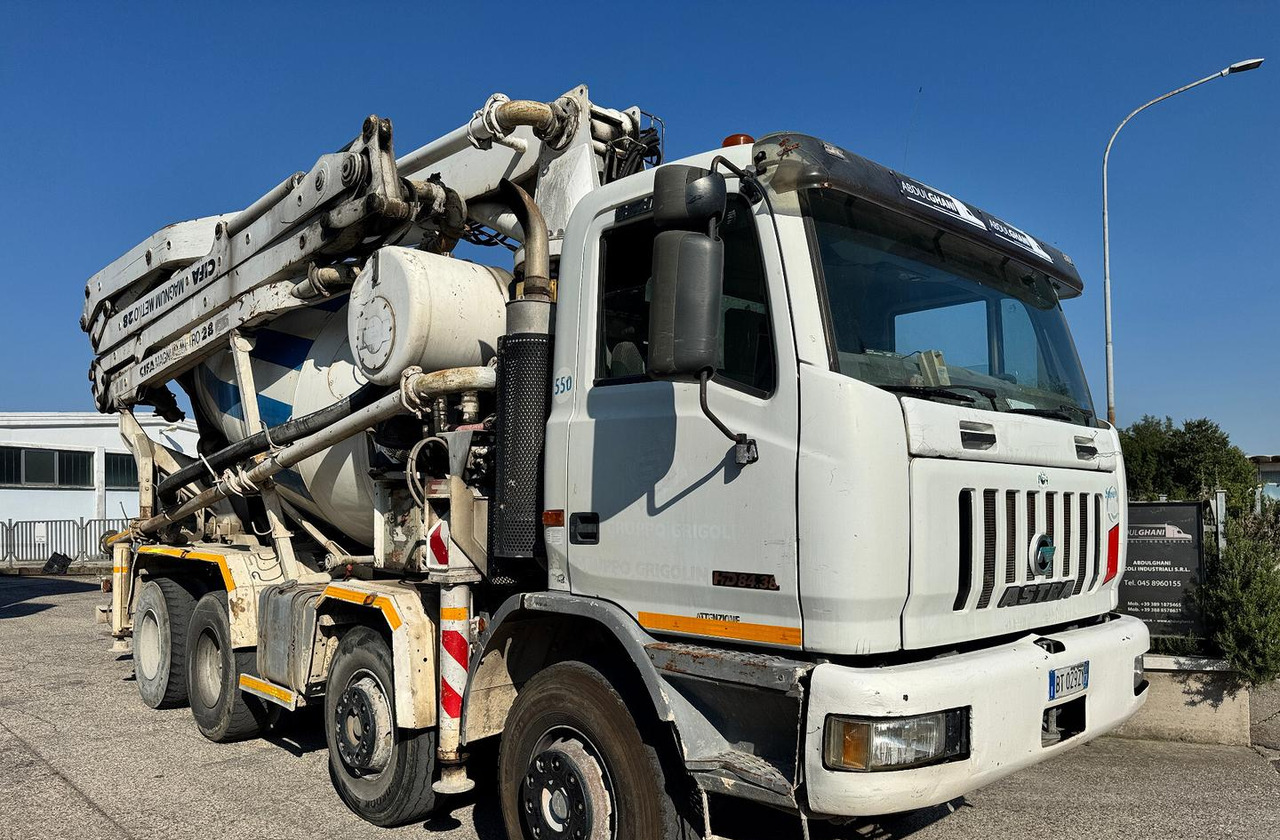 Betonpompa CIFA ASTRA HD84.38 - 2003 - Camion malaxeur pompe: photos 2 Betonpompa CIFA ASTRA HD84.38 - 2003 - Camion malaxeur pompe: photos 2