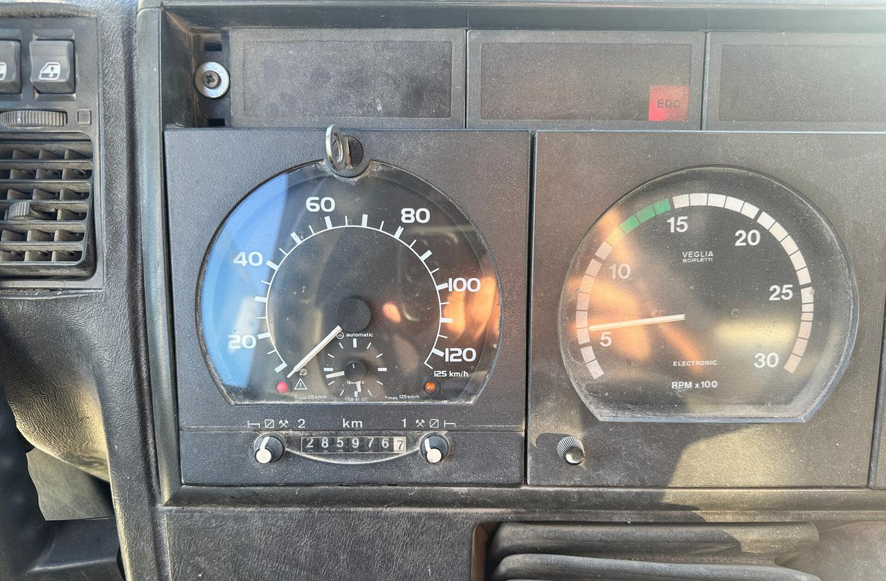 Betonpompa CIFA Iveco Trakker 410E44 - Camion malaxeur pompe: photos 5 Betonpompa CIFA Iveco Trakker 410E44 - Camion malaxeur pompe: photos 5