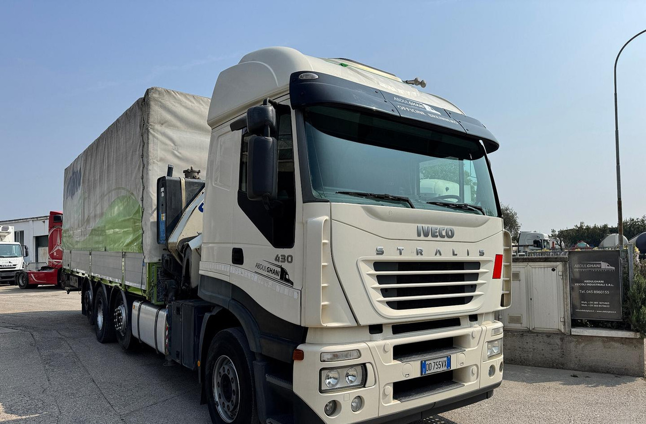 IVECO 430 - 4 ASSI STRADALE CON GRU - Camion à rideaux coulissants, Camion grue: photos 2 IVECO 430 - 4 ASSI STRADALE CON GRU - Camion à rideaux coulissants, Camion grue: photos 2