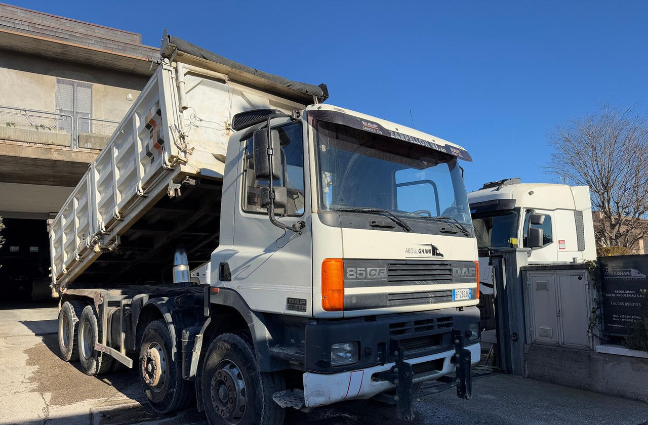 Ribaltabile daf 85cf 430 / anno 1999 - Camion benne: photos 3 Ribaltabile daf 85cf 430 / anno 1999 - Camion benne: photos 3