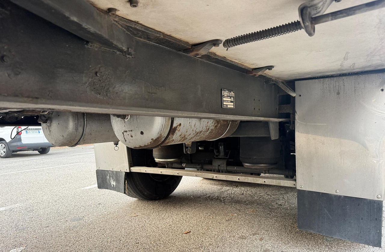 SEMIRIMORCHIO FRIGO CHEREAU - Semi-remorque frigorifique: photos 3 SEMIRIMORCHIO FRIGO CHEREAU - Semi-remorque frigorifique: photos 3