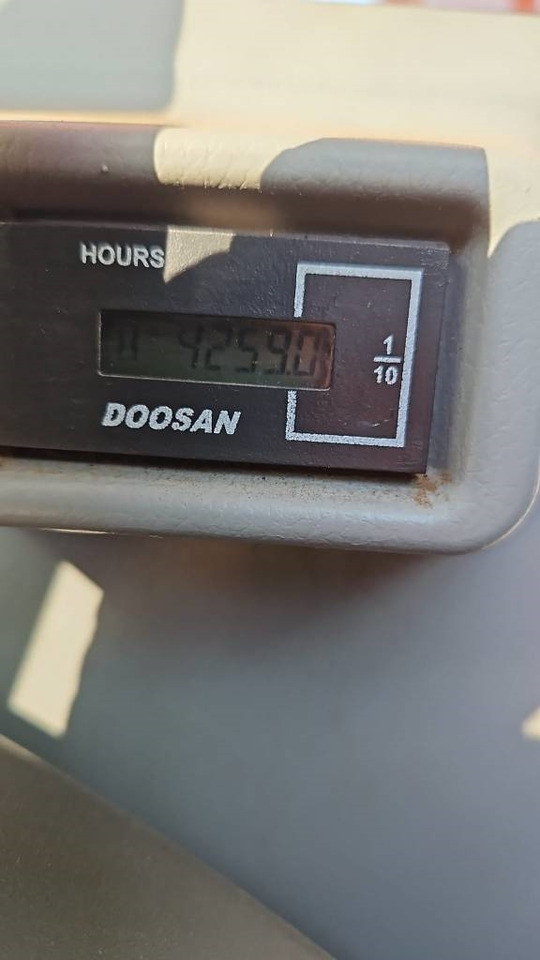 Pelle sur chenille Doosan DX 235 LCR-5: photos 15