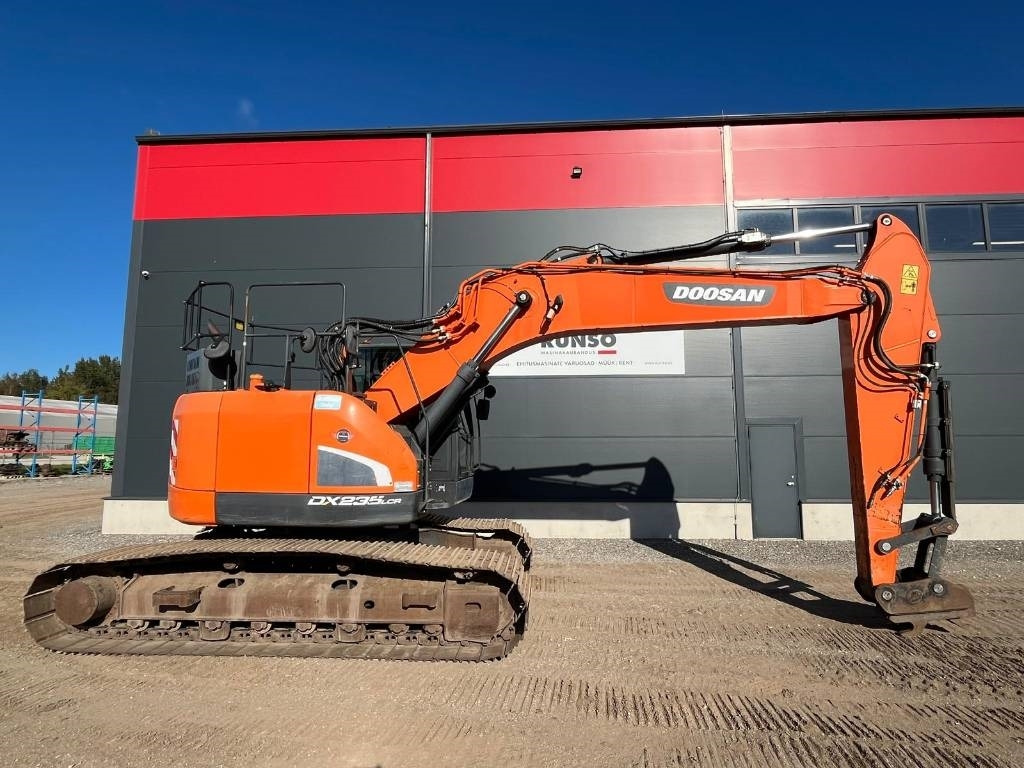 Doosan DX 235 LCR-5 - Pelle sur chenille: photos 5 Doosan DX 235 LCR-5 - Pelle sur chenille: photos 5