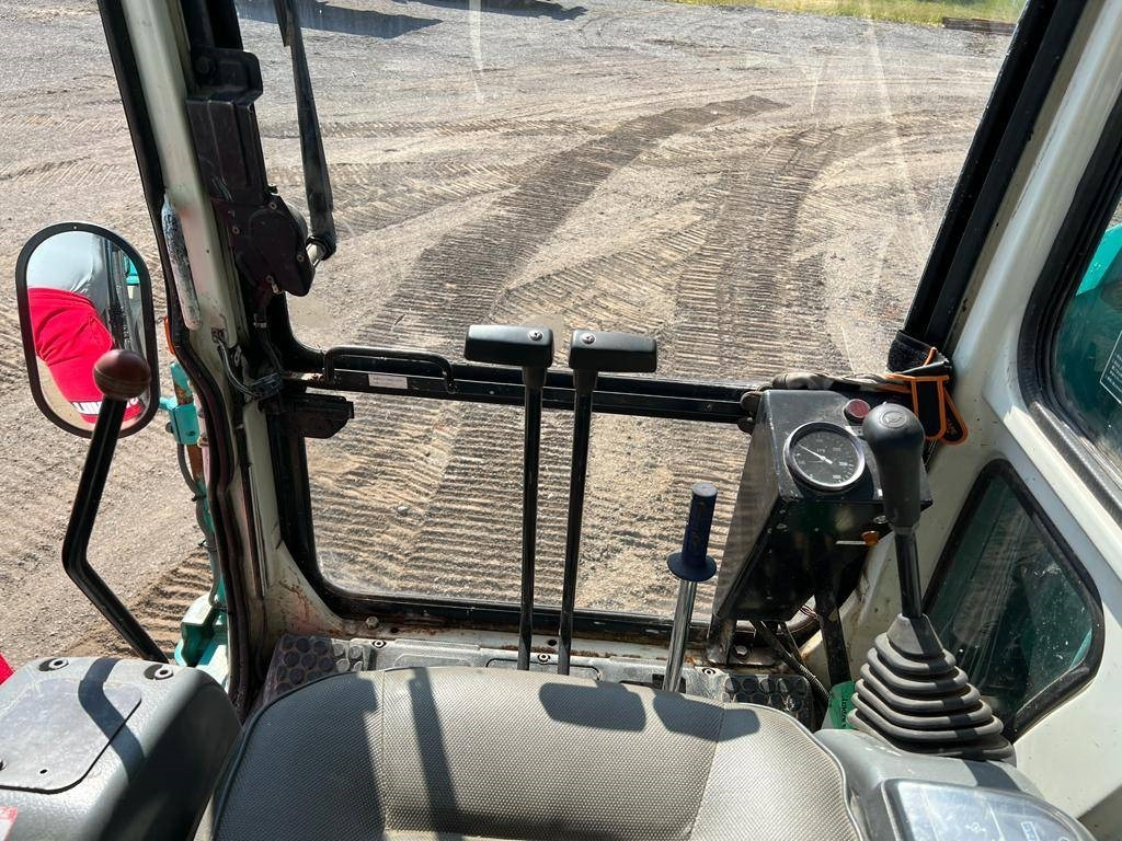 Tombereau sur chenilles Komatsu CD50-1: photos 16