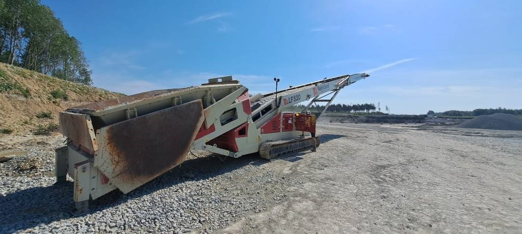 Telestack LF520 - Bande transporteuse: photos 5 Telestack LF520 - Bande transporteuse: photos 5