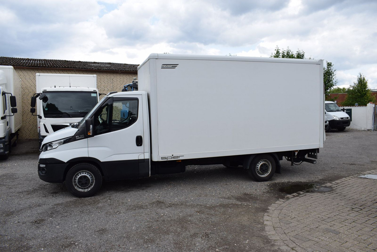 Iveco Daily 35 S14 Koffer LBW Automatik Motorschaden - Fourgon: photos 2 Iveco Daily 35 S14 Koffer LBW Automatik Motorschaden - Fourgon: photos 2
