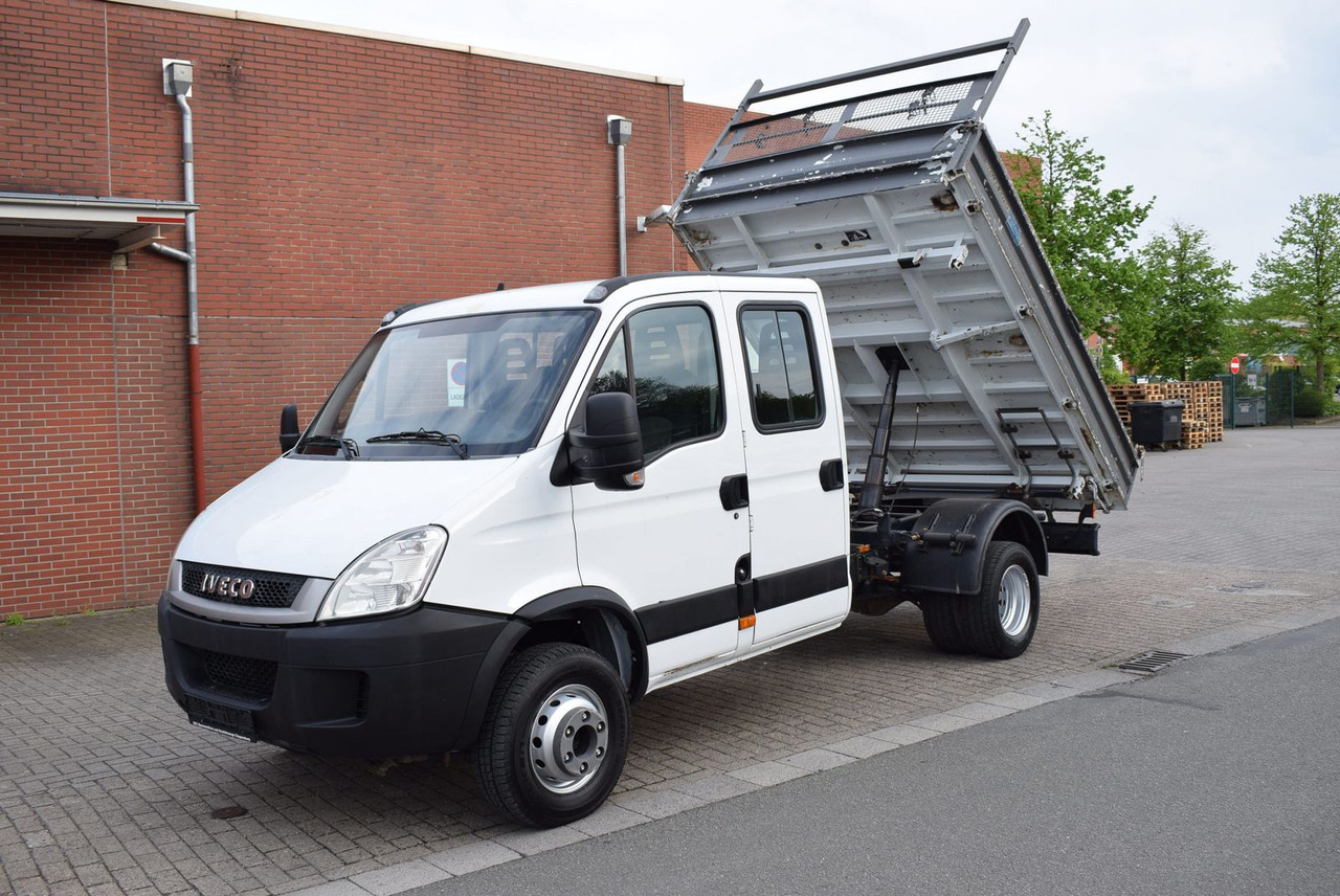 Iveco Daily 70 C17 Meiller Kipper Nutzlast 3100KG - Véhicule utilitaire benne, Utilitaire double cabine: photos 1 Iveco Daily 70 C17 Meiller Kipper Nutzlast 3100KG - Véhicule utilitaire benne, Utilitaire double cabine: photos 1