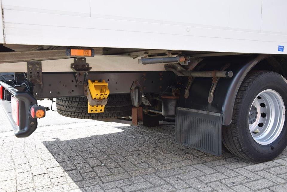 Fourgon Iveco Daily 72 C18 Automatik Luftfederung Tempomat LED: photos 16