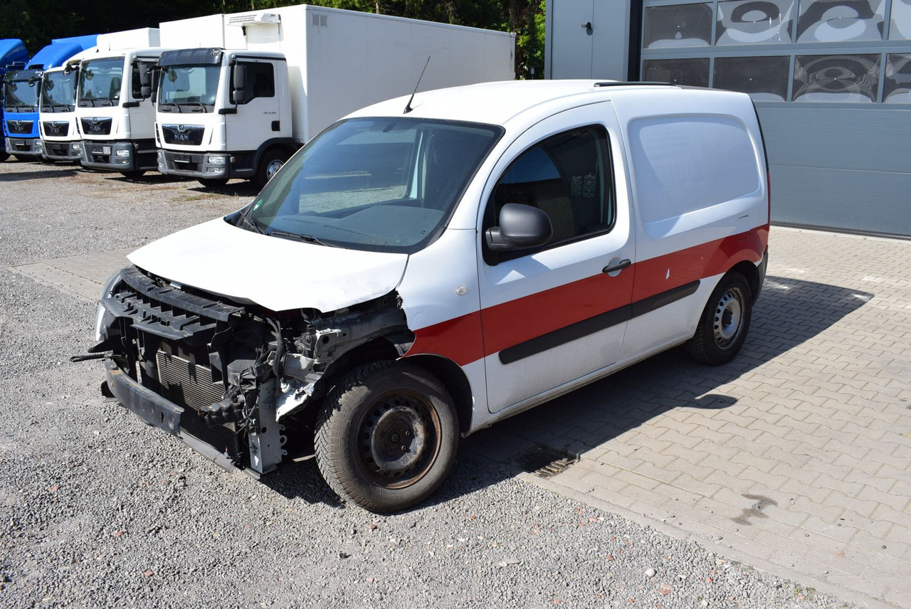 Mercedes-Benz Citan 109 CDI lang Klima AHK Regale UNFALL - Fourgonnette: photos 4 Mercedes-Benz Citan 109 CDI lang Klima AHK Regale UNFALL - Fourgonnette: photos 4