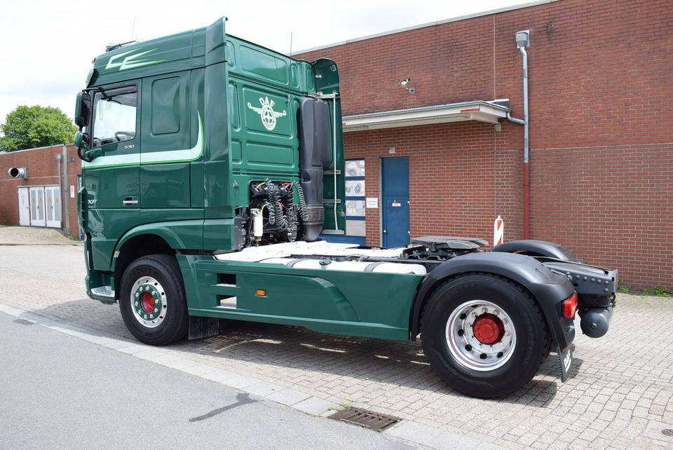 DAF XF 530 FT Retarder Leder Standklima Hydraulik - Tracteur routier: photos 4 DAF XF 530 FT Retarder Leder Standklima Hydraulik - Tracteur routier: photos 4