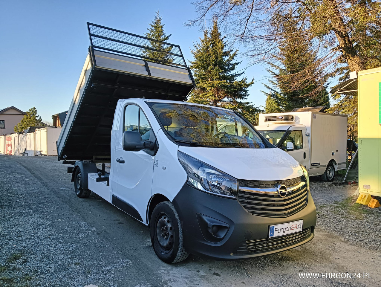 OPEL VIVARO WYWROTKA KIPER Z NAJAZDAMI NR 632 - Véhicule utilitaire benne: photos 3 OPEL VIVARO WYWROTKA KIPER Z NAJAZDAMI NR 632 - Véhicule utilitaire benne: photos 3
