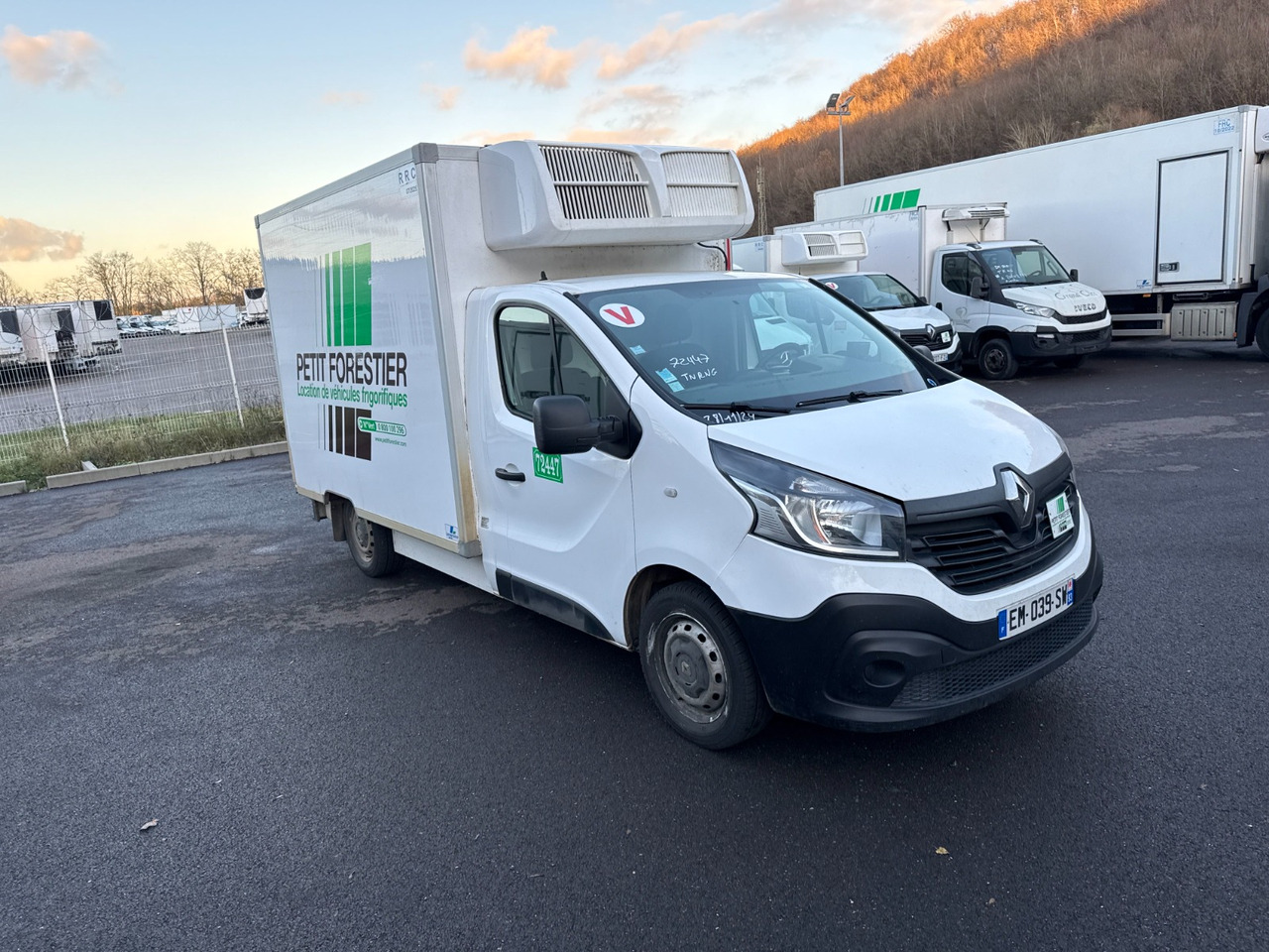 RENAULT TRAFIC KONTENER CHŁODNIA MROŹNIA NR 871 - Véhicule utilitaire frigorifique: photos 1 RENAULT TRAFIC KONTENER CHŁODNIA MROŹNIA NR 871 - Véhicule utilitaire frigorifique: photos 1
