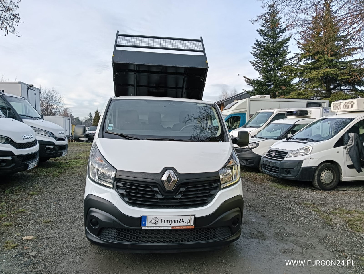 RENAULT TRAFIC WYWROTKA KIPER Z NAJAZDAMI NR 857 - Véhicule utilitaire benne: photos 2 RENAULT TRAFIC WYWROTKA KIPER Z NAJAZDAMI NR 857 - Véhicule utilitaire benne: photos 2