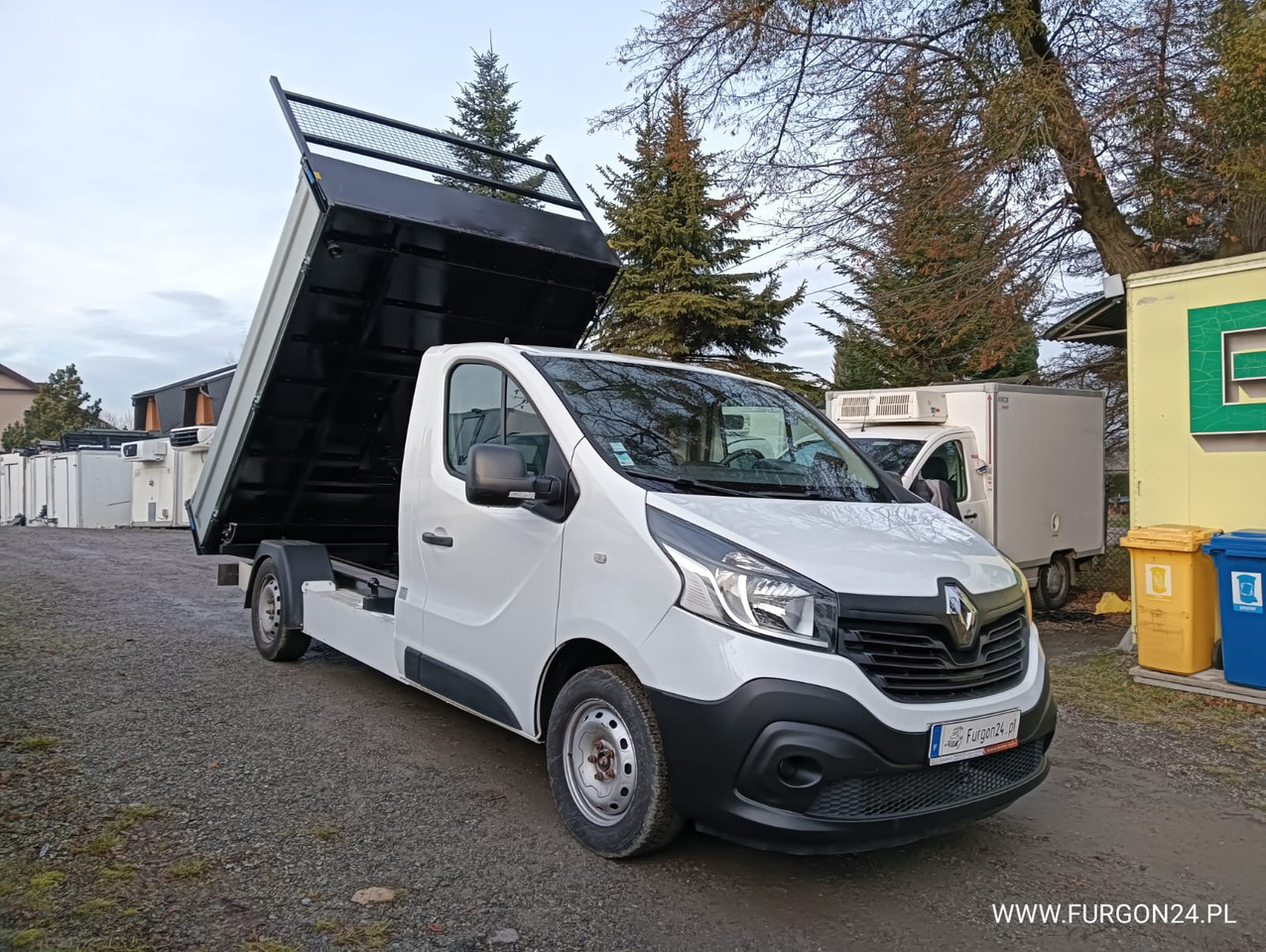 RENAULT TRAFIC WYWROTKA KIPER Z NAJAZDAMI NR 857 - Véhicule utilitaire benne: photos 3 RENAULT TRAFIC WYWROTKA KIPER Z NAJAZDAMI NR 857 - Véhicule utilitaire benne: photos 3